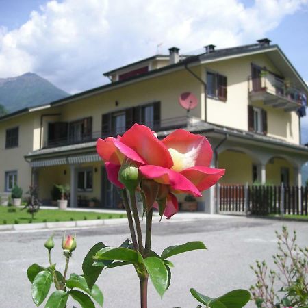 B&B Il Crocevia Teglio Kültér fotó